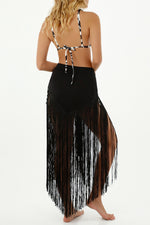 Back skirt with pointed rear drop