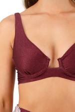 Top Con aros Vino Oceanía