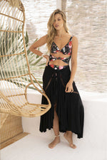 Black Spring Waist Sarong